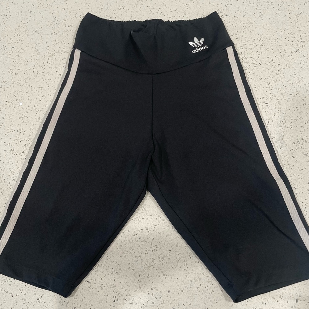 XS - Adidas Biker shorts